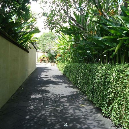Pat-Mase Villas Jimbaran Buitenkant foto